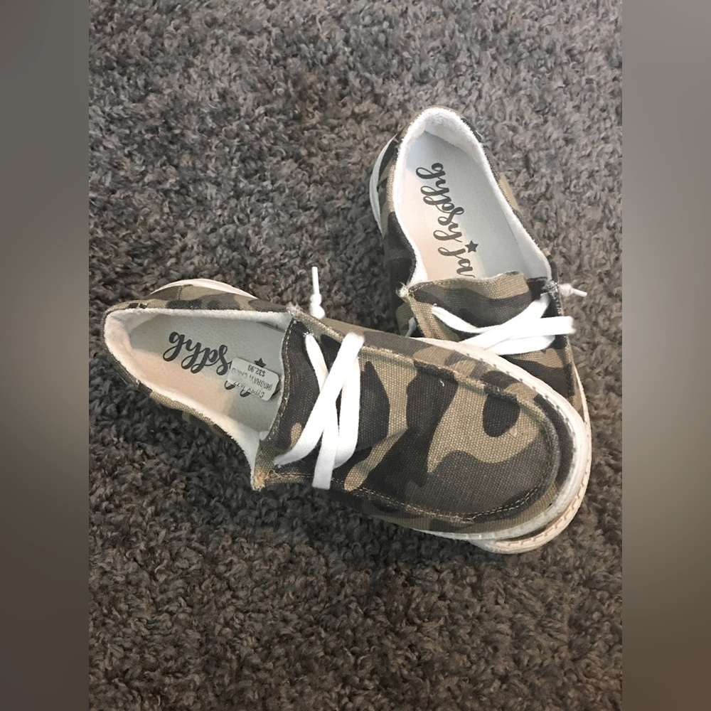 Gypsy Jazz Women’s Size 7 Camo Loafers - Picture 4 of 6